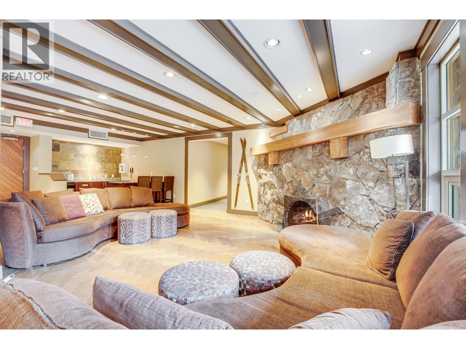 403d 2036 London Lane, Whistler, British Columbia  V8E 0N7 - Photo 30 - R3155003