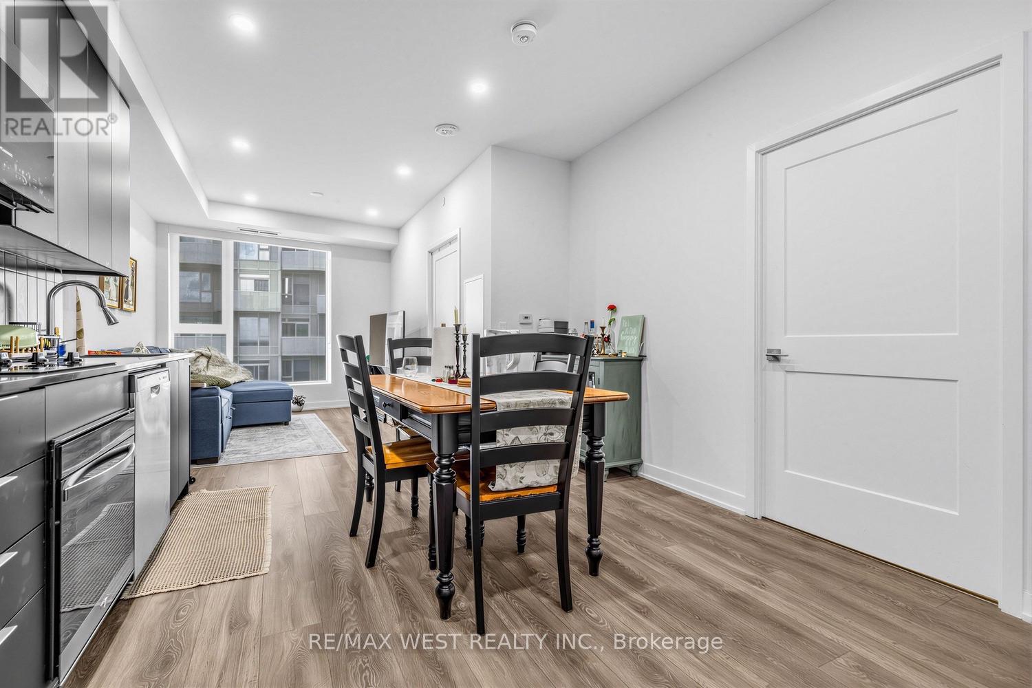 1516 - 10 Abeja Street, Vaughan, Ontario  L4K 0R4 - Photo 4 - N13667860
