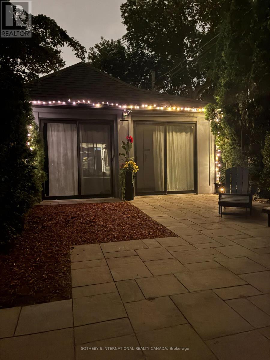 2 Rexford Road, Toronto, Ontario M6S 2M3 - Photo 21 - W13668288