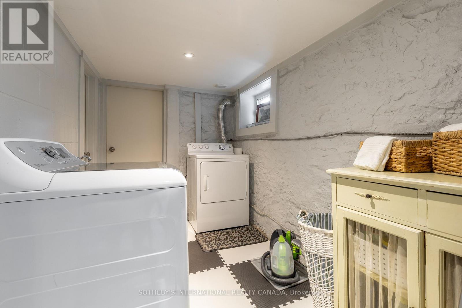 2 Rexford Road, Toronto, Ontario M6S 2M3 - Photo 28 - W13668288