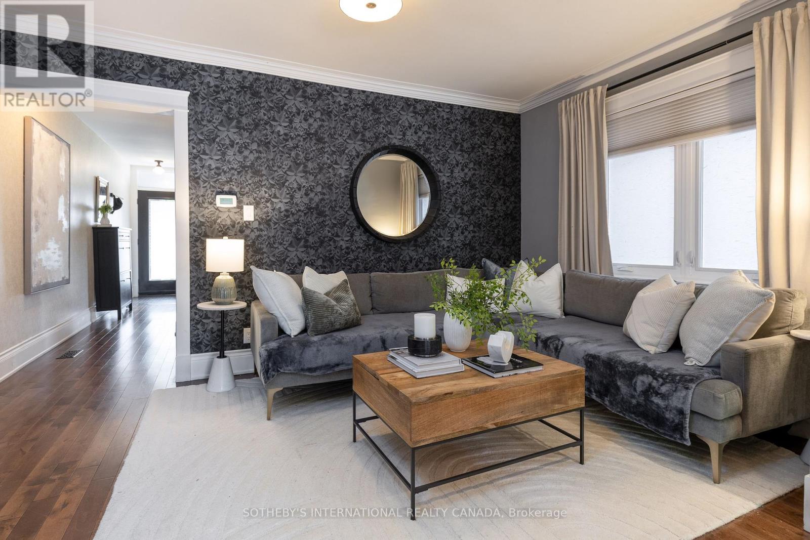 2 Rexford Road, Toronto, Ontario M6S 2M3 - Photo 3 - W13668288