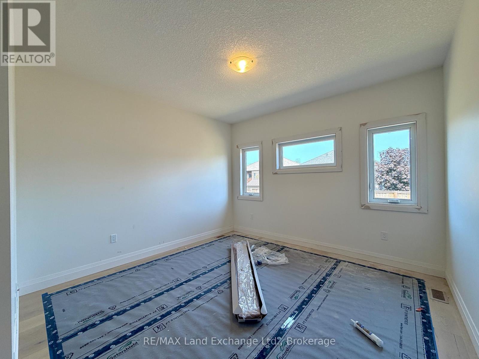 383 Rosner Drive, Saugeen Shores, Ontario  N0H 2C8 - Photo 7 - X13078870