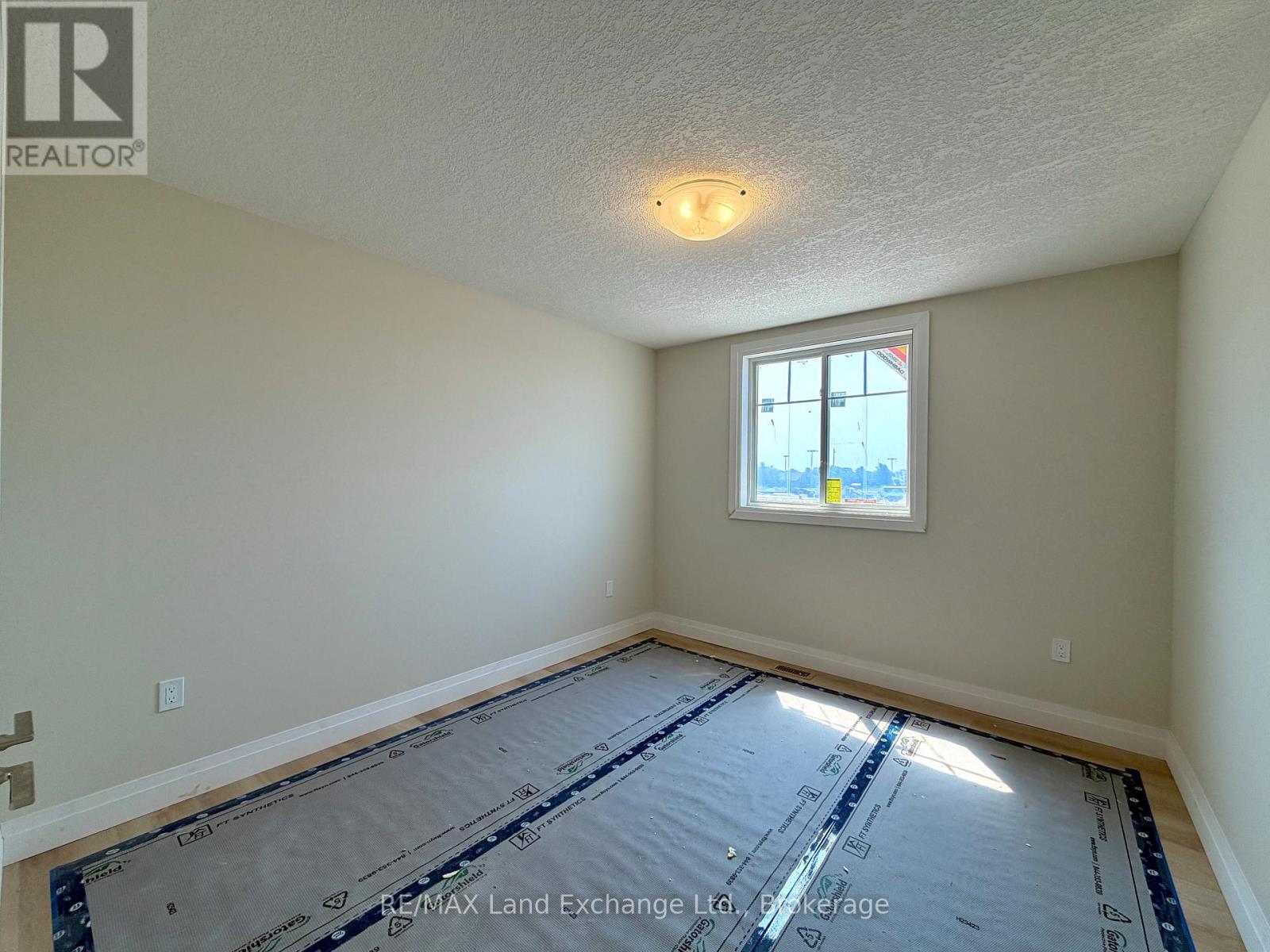 473 Northport Drive, Saugeen Shores, Ontario  N0H 2C8 - Photo 4 - X13092444