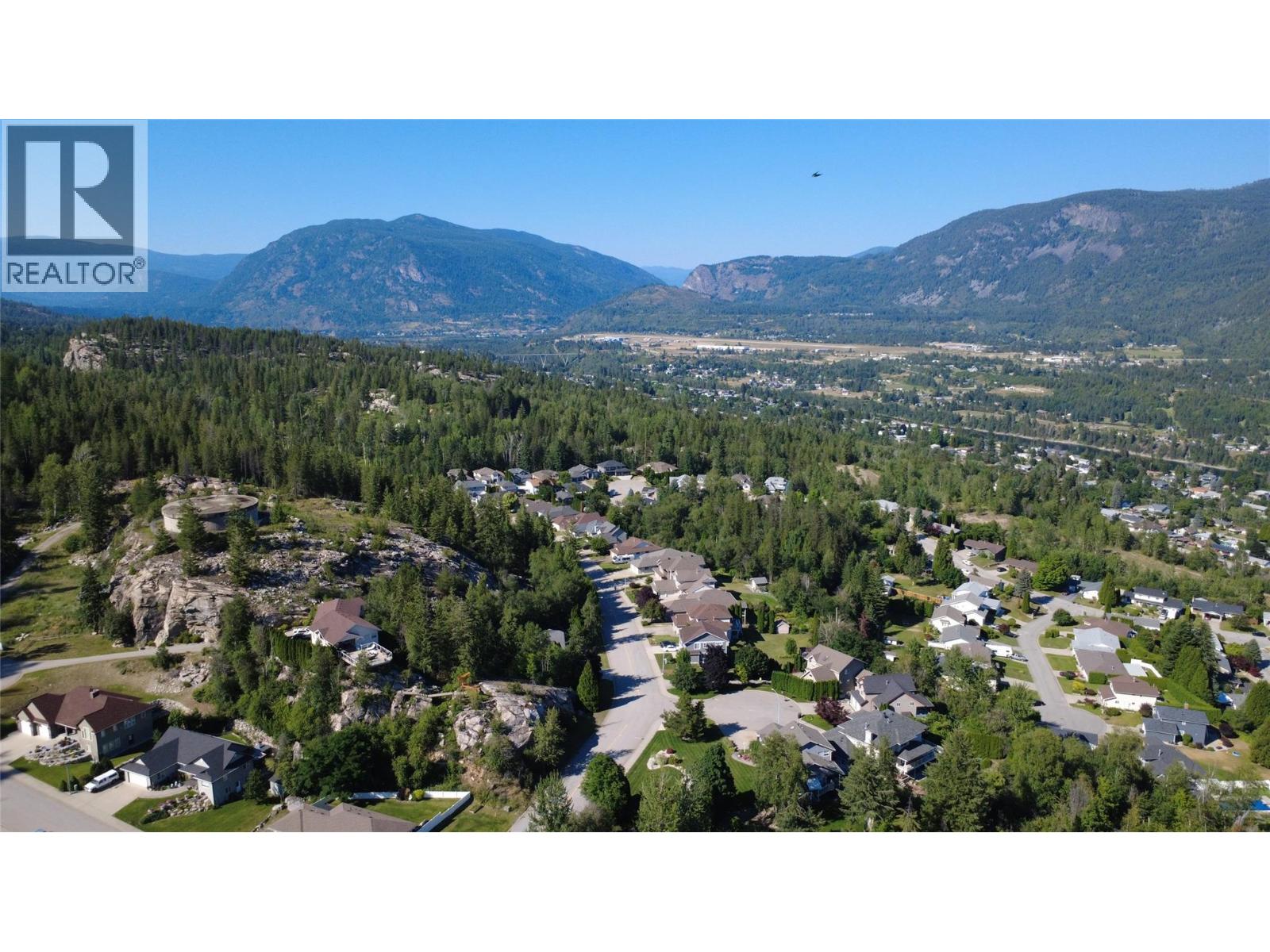 3583 14th Avenue, Castlegar, British Columbia  V1N 4J2 - Photo 2 - 10397566