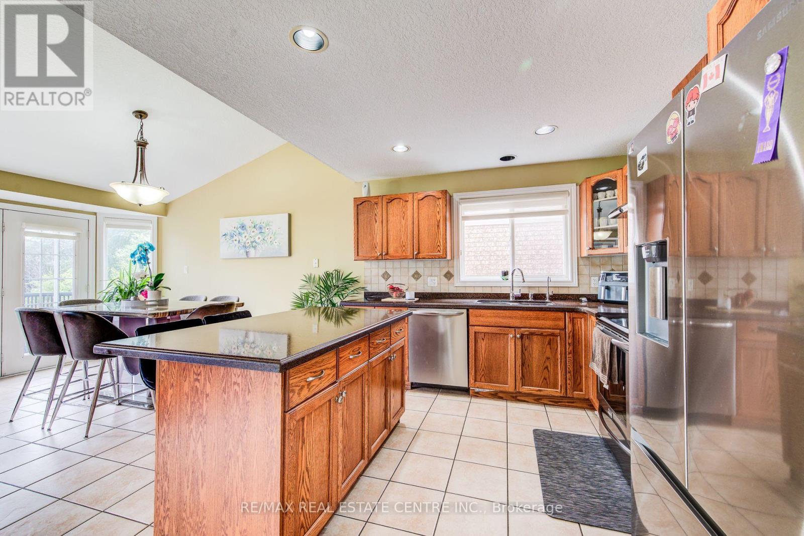 16 Paulstown Crescent, Guelph, Ontario  N1G 5H7 - Photo 12 - X13668260