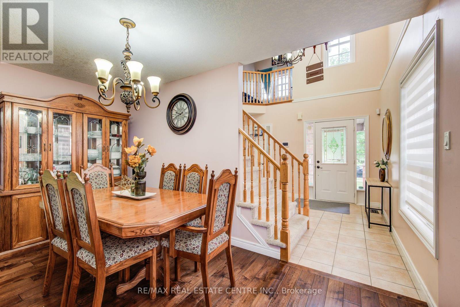 16 Paulstown Crescent, Guelph, Ontario  N1G 5H7 - Photo 3 - X13668260