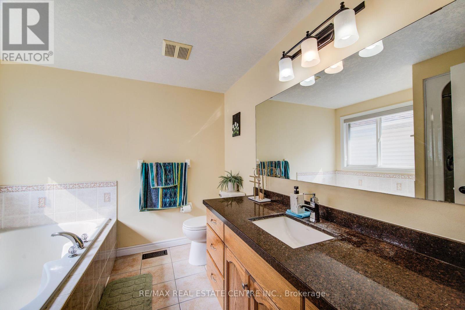 16 Paulstown Crescent, Guelph, Ontario  N1G 5H7 - Photo 37 - X13668260