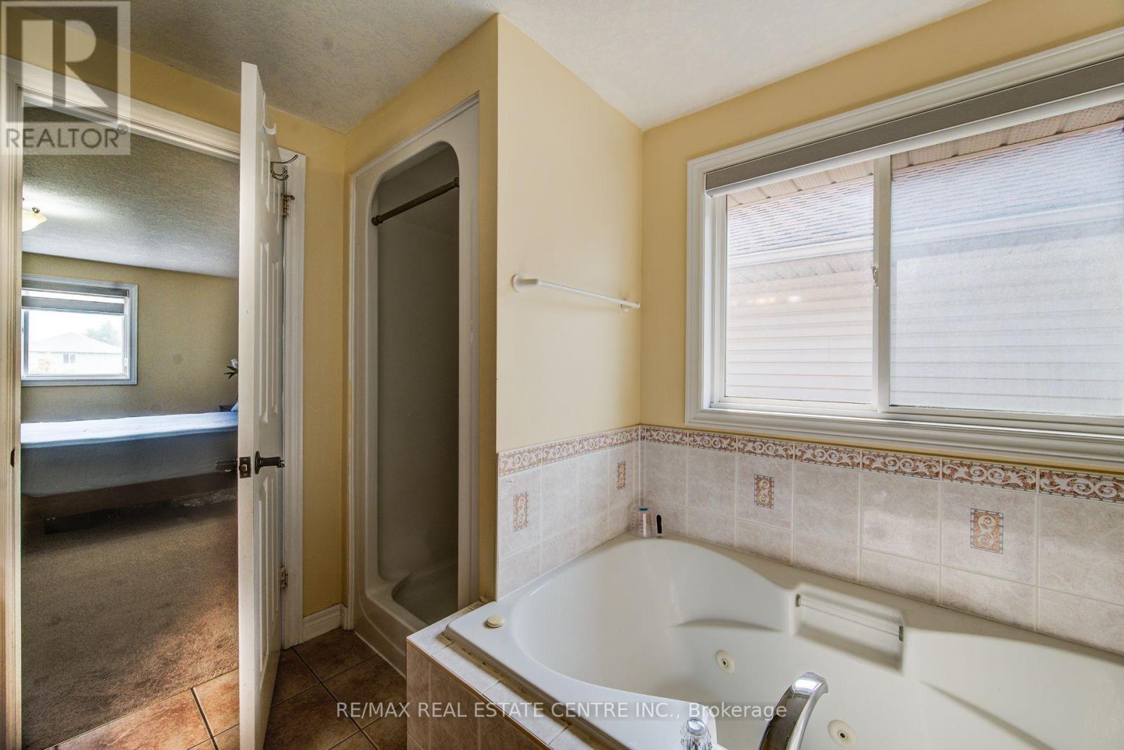 16 Paulstown Crescent, Guelph, Ontario  N1G 5H7 - Photo 38 - X13668260