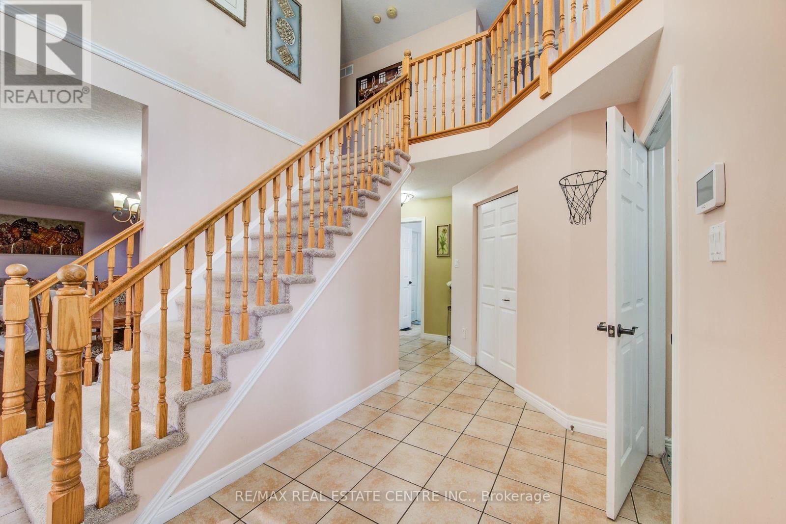 16 Paulstown Crescent, Guelph, Ontario  N1G 5H7 - Photo 7 - X13668260