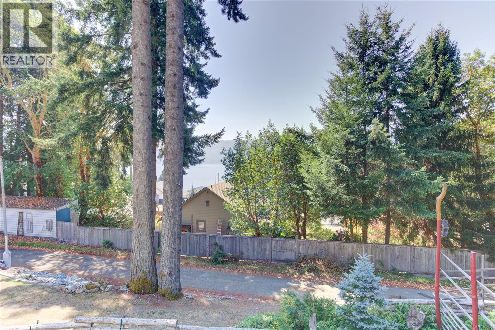 10660 Cedar Dr, Youbou, British Columbia  V0R 3E1 - Photo 10 - 1046685