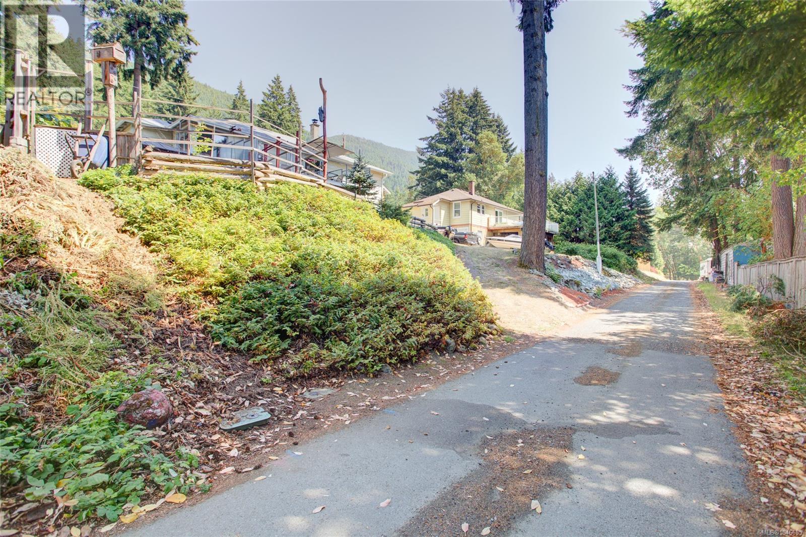 10660 Cedar Dr, Youbou, British Columbia  V0R 3E1 - Photo 62 - 1046685