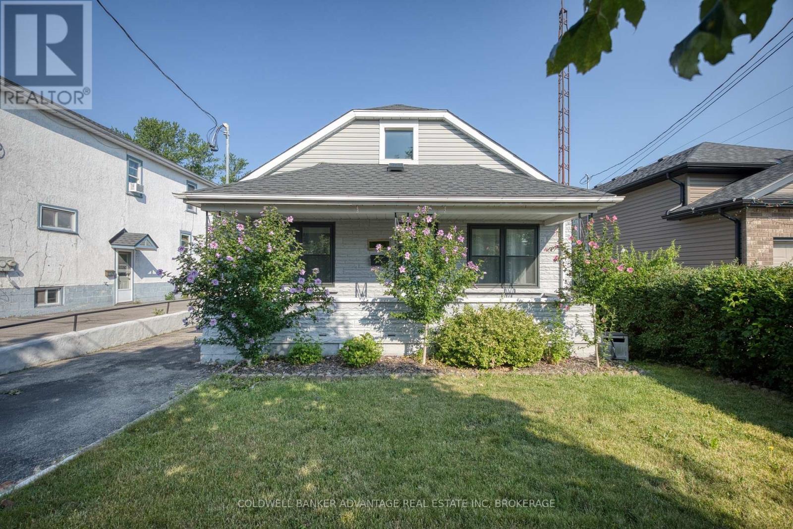 205 Ross Street, Welland, Ontario  L3B 2N4 - Photo 2 - X13638830