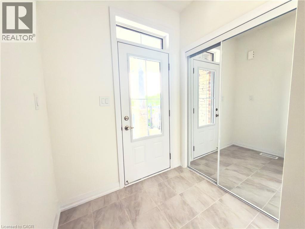 299 Starlight Avenue, Breslau, Ontario  N0B 1M0 - Photo 3 - 40851468