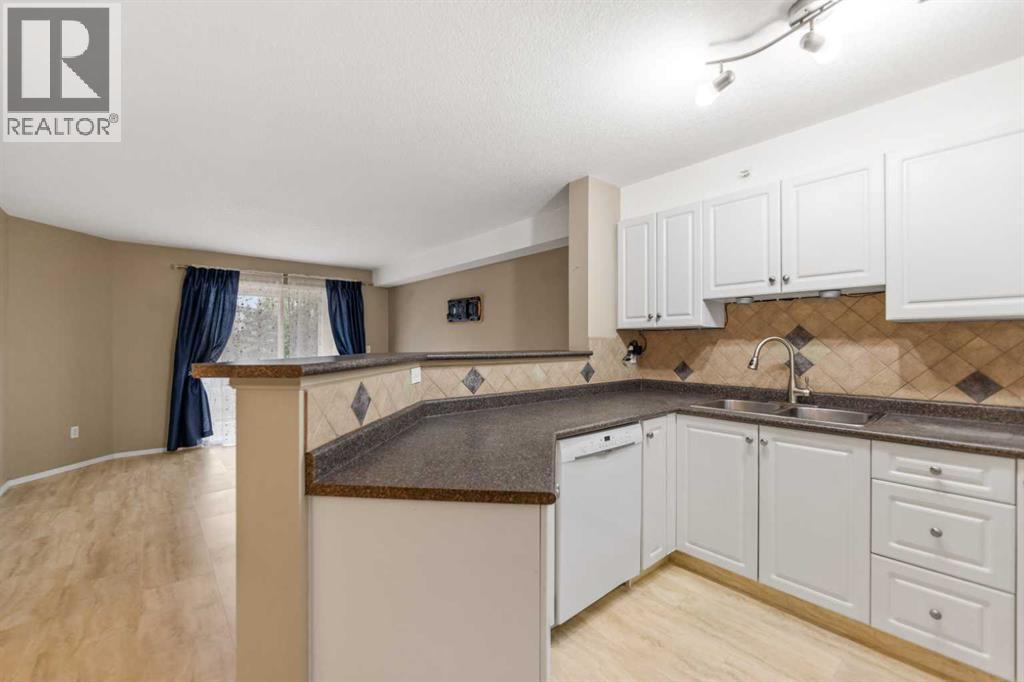 318, 3000 Citadel Meadow Point Nw, Calgary, Alberta T3G 5N5 - Photo 10 - A2329169