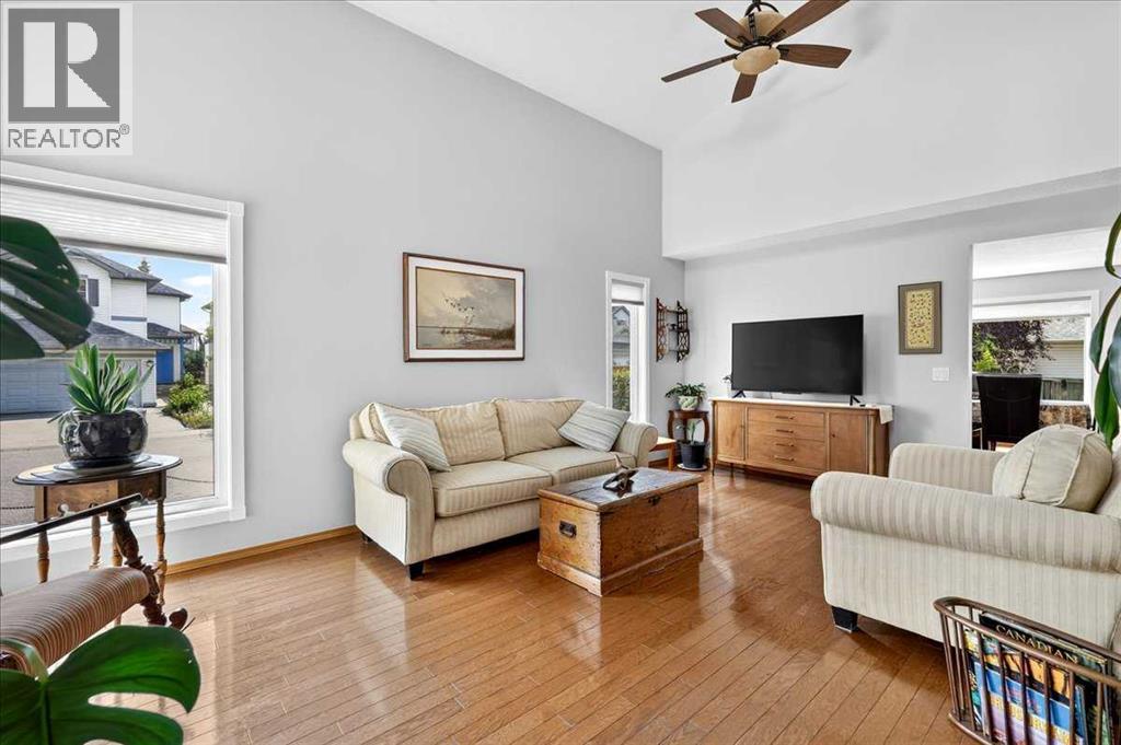 23 Cranfield Crescent Se, Calgary, Alberta  T3M 1A6 - Photo 4 - A2332192
