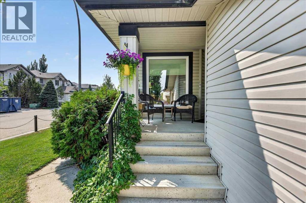 23 Cranfield Crescent Se, Calgary, Alberta  T3M 1A6 - Photo 2 - A2332192