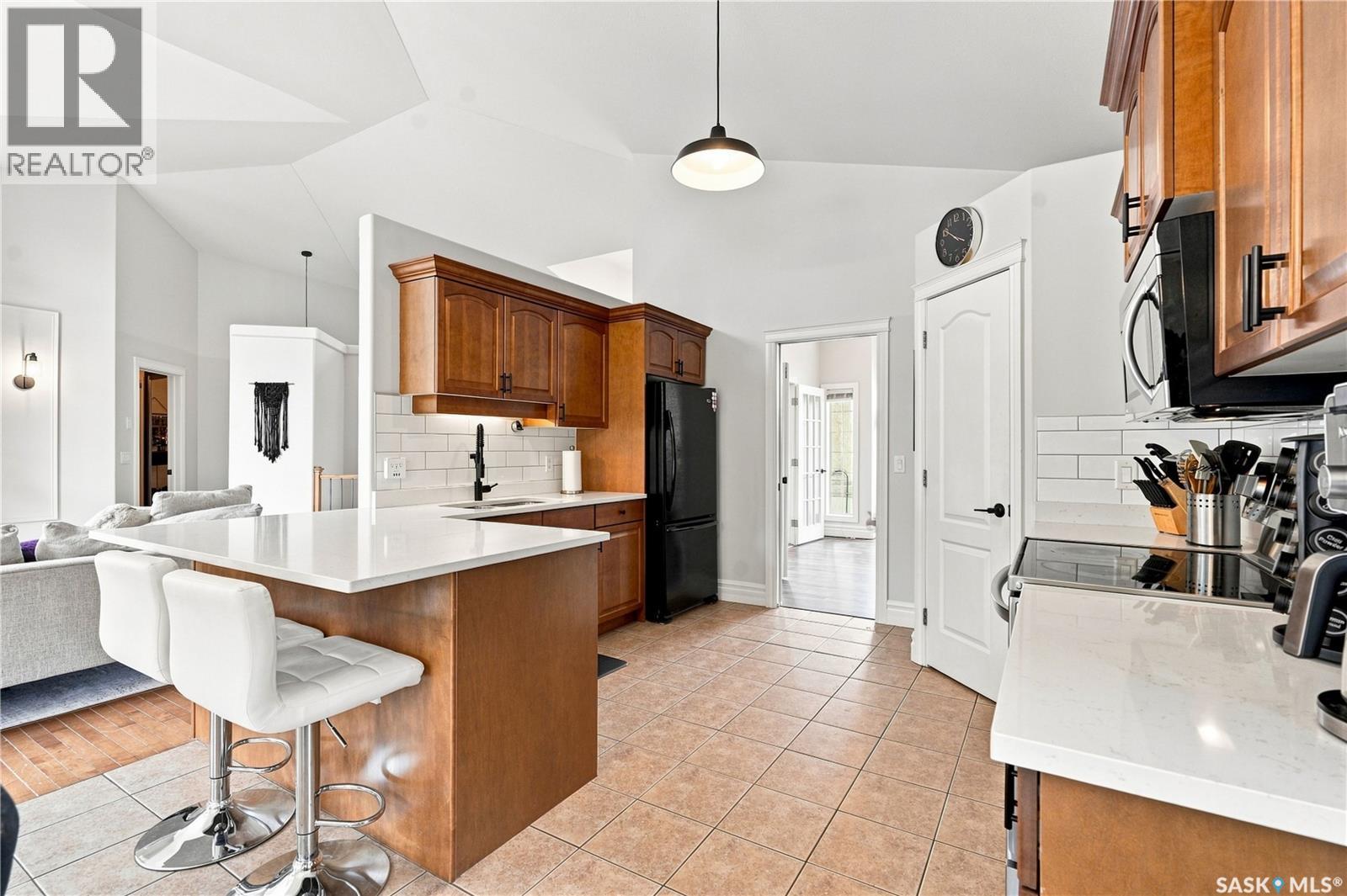102 Brookdale Crescent, Saskatoon, Saskatchewan  S7V 1K5 - Photo 13 - SK045359