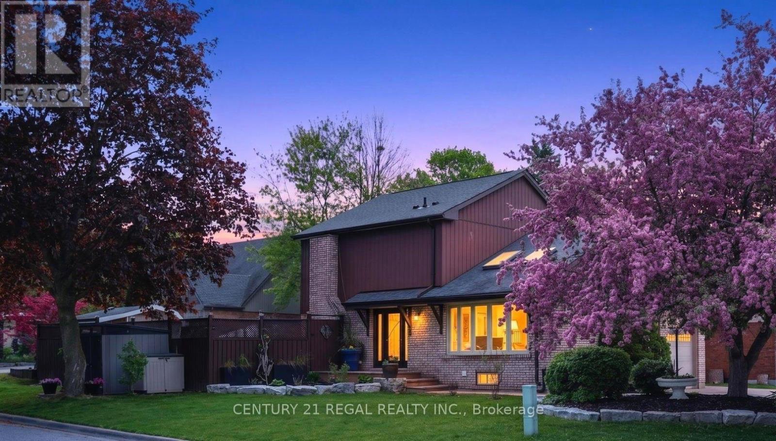 481 CAMELOT DRIVE W, Oshawa, Ontario