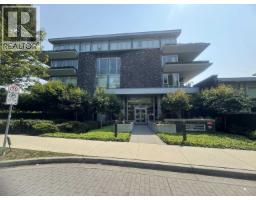 402 866 ARTHUR ERICKSON PLACE, West Vancouver, British Columbia