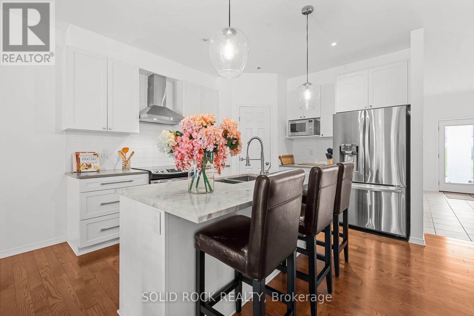 6617 Calwood Avenue E, Ottawa, Ontario  K4P 1H1 - Photo 8 - X13668348