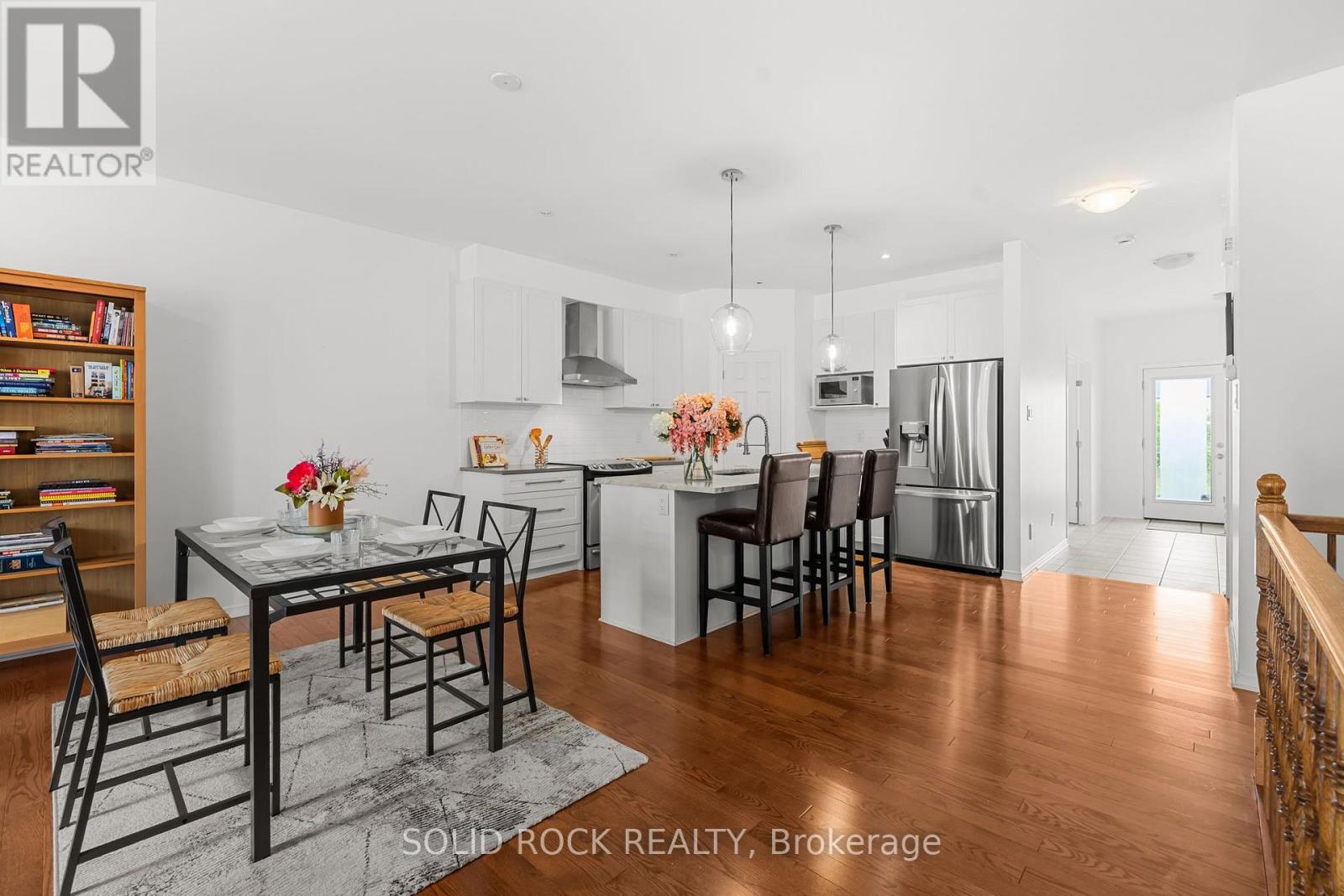 6617 Calwood Avenue E, Ottawa, Ontario  K4P 1H1 - Photo 9 - X13668348