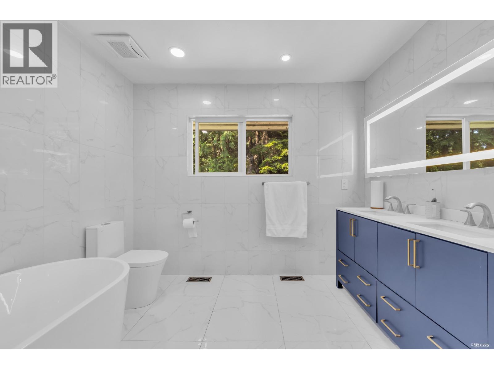 4621 Caulfeild Drive, West Vancouver, British Columbia V7W 1E9 - Photo 23 - R3131161