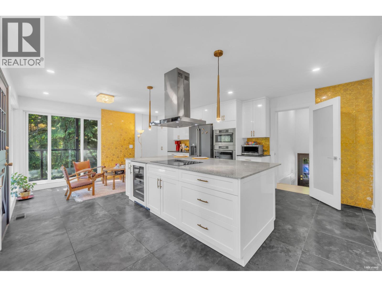 4621 Caulfeild Drive, West Vancouver, British Columbia V7W 1E9 - Photo 10 - R3131161