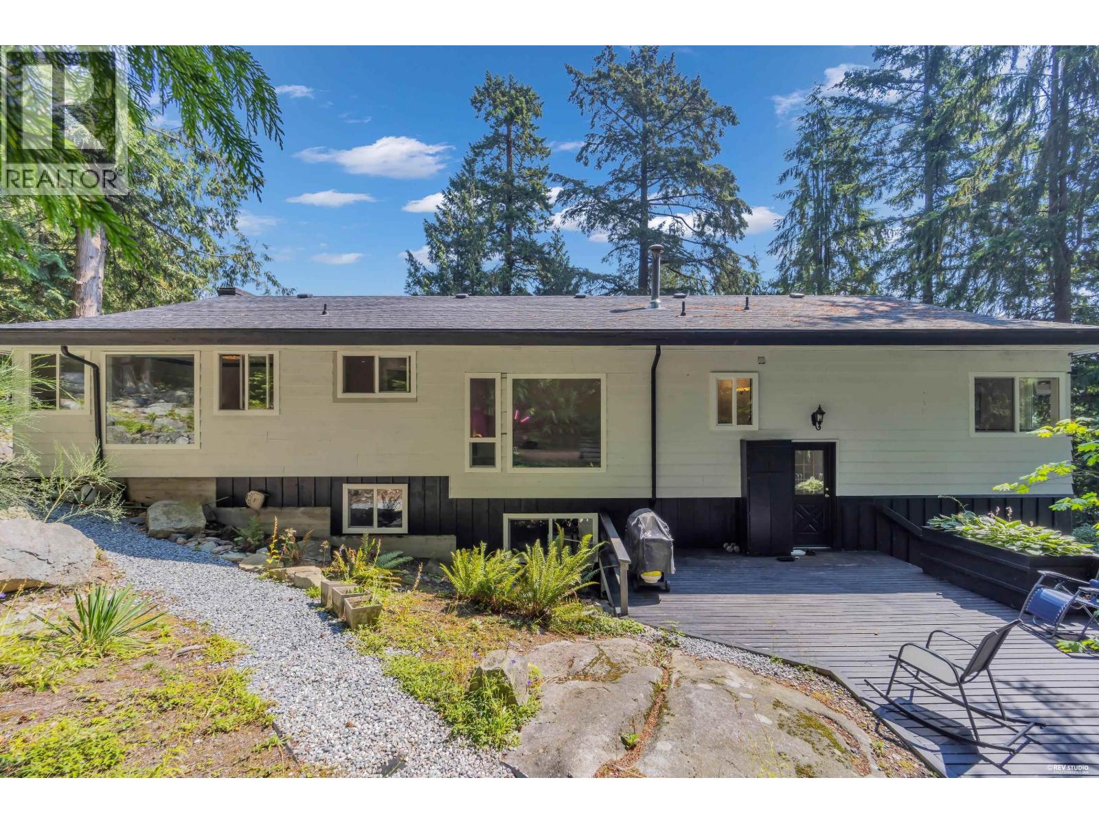 4621 Caulfeild Drive, West Vancouver, British Columbia V7W 1E9 - Photo 37 - R3131161