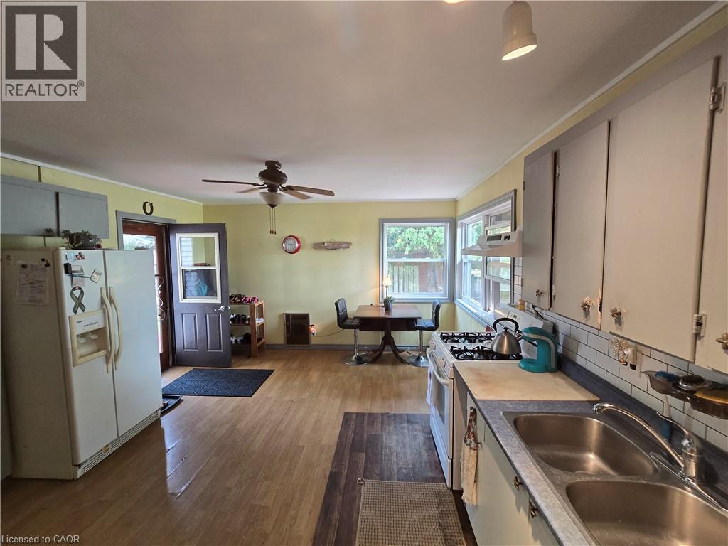72574 Princess Street, Zurich, Ontario  N0M 2T0 - Photo 33 - 40854091