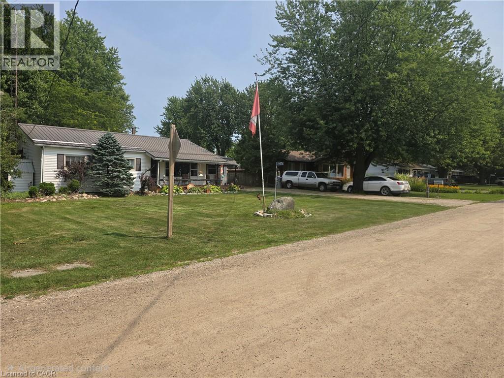 72574 Princess Street, Zurich, Ontario  N0M 2T0 - Photo 2 - 40854091