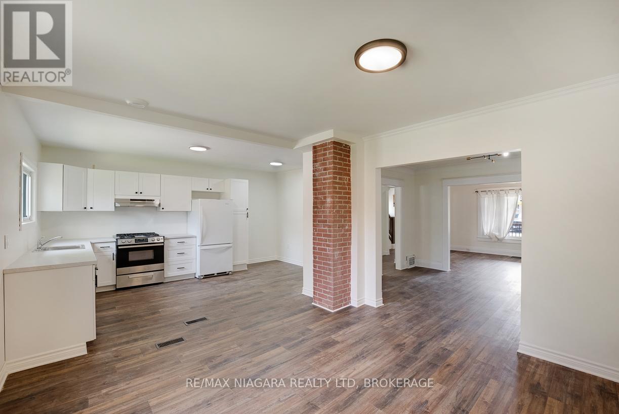 20 Randolph Street, Welland, Ontario  L3B 4C2 - Photo 12 - X13668420