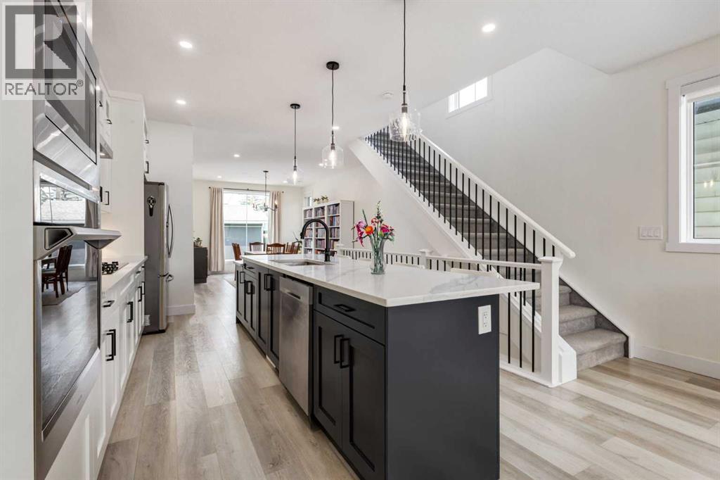 4629 72 Street NW, Calgary, Alberta  T3B 2L3 - Photo 10 - A2326337