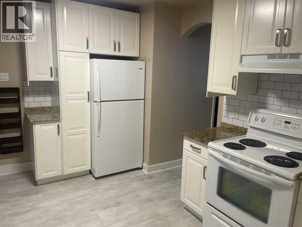 429 10 Street NE, Calgary, Alberta  T2E 4M2 - Photo 11 - A2336249