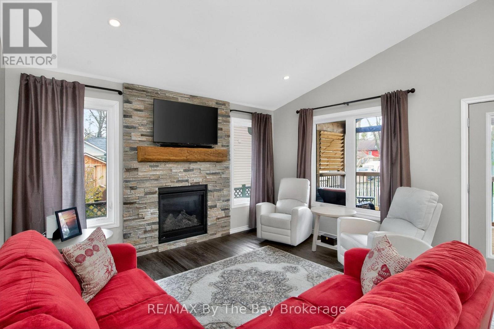 12 5th Lane, Wasaga Beach, Ontario  L9Z 2E9 - Photo 18 - S13668304