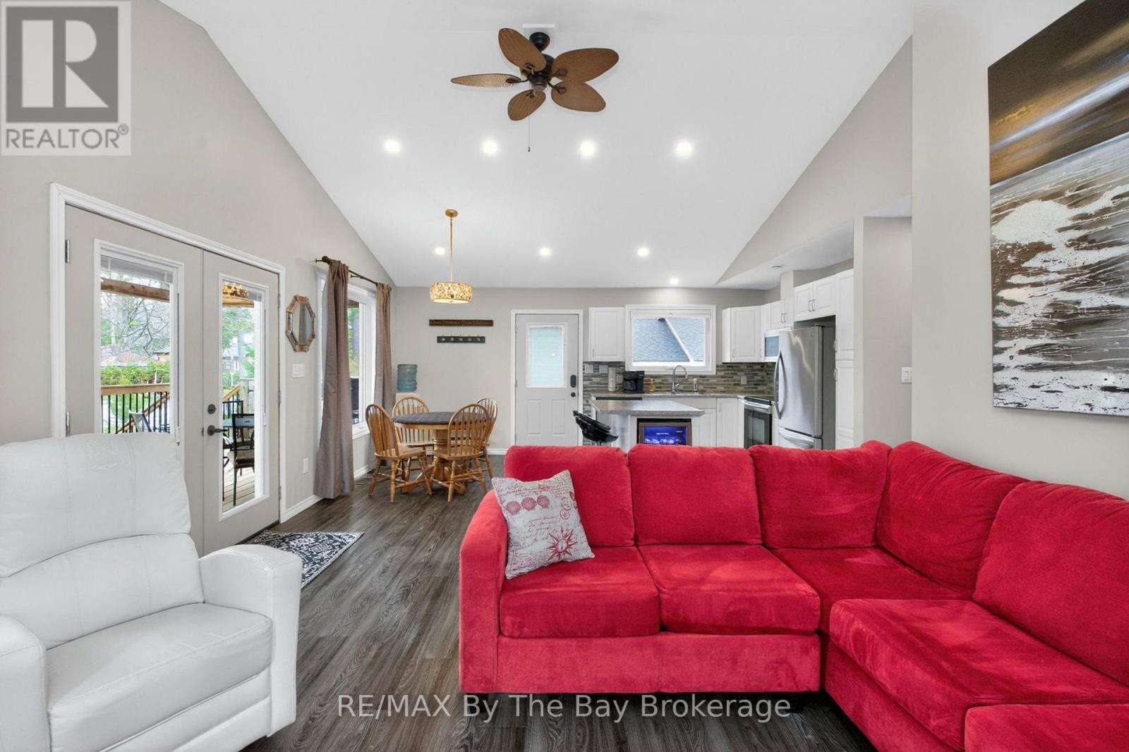 12 5th Lane, Wasaga Beach, Ontario  L9Z 2E9 - Photo 19 - S13668304
