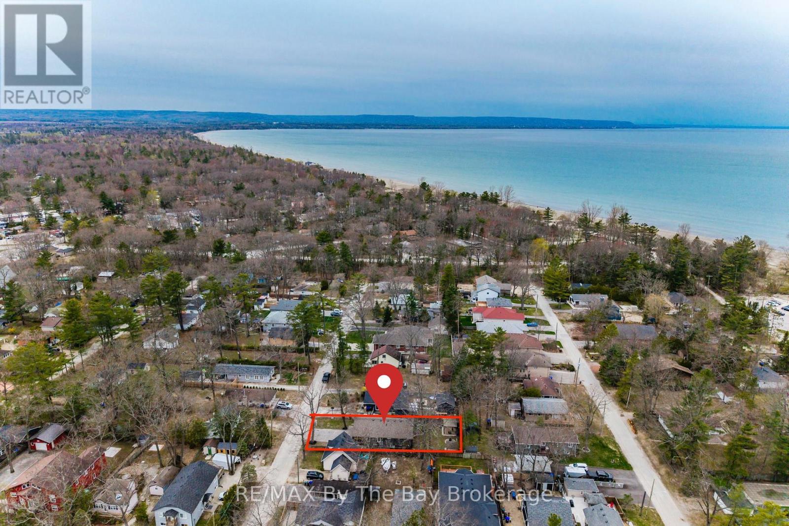 12 5th Lane, Wasaga Beach, Ontario  L9Z 2E9 - Photo 2 - S13668304
