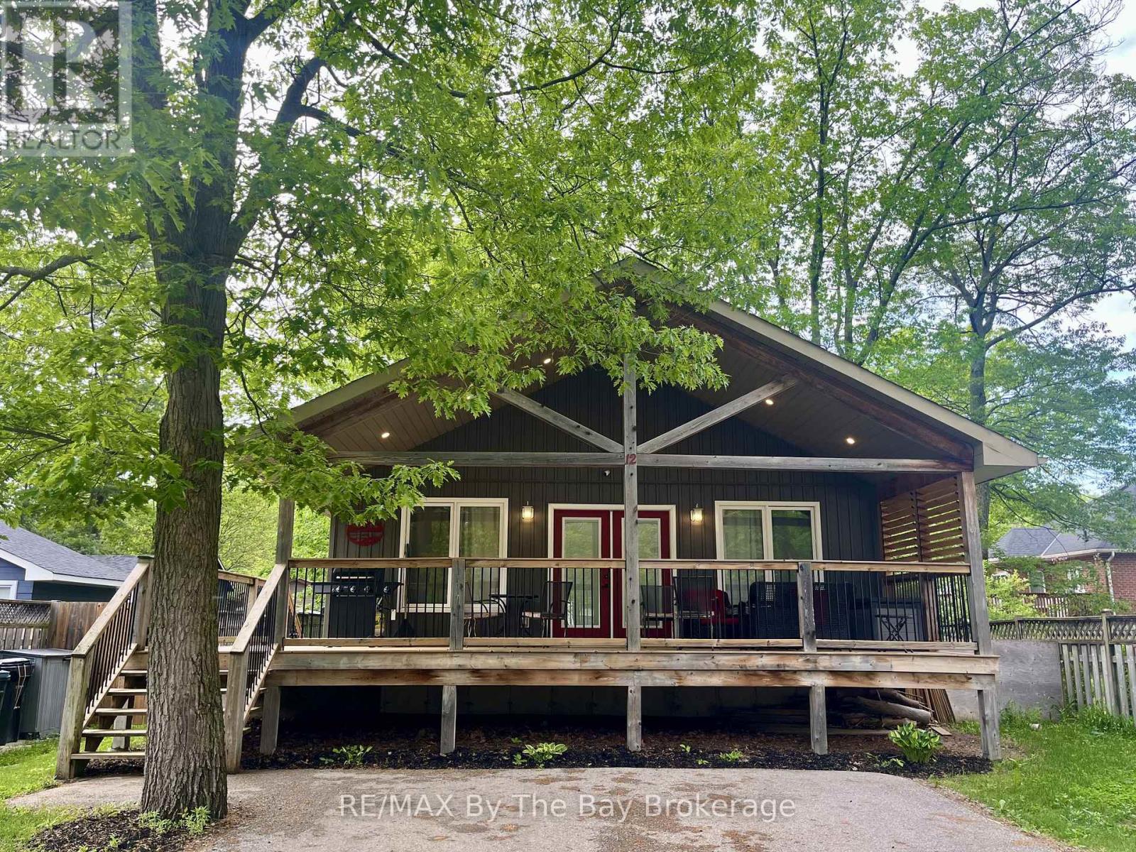 12 5th Lane, Wasaga Beach, Ontario  L9Z 2E9 - Photo 4 - S13668304
