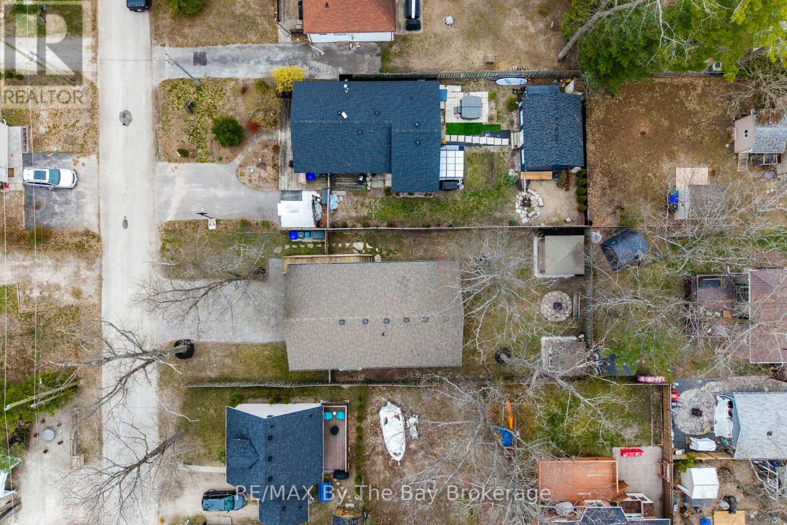 12 5th Lane, Wasaga Beach, Ontario  L9Z 2E9 - Photo 41 - S13668304