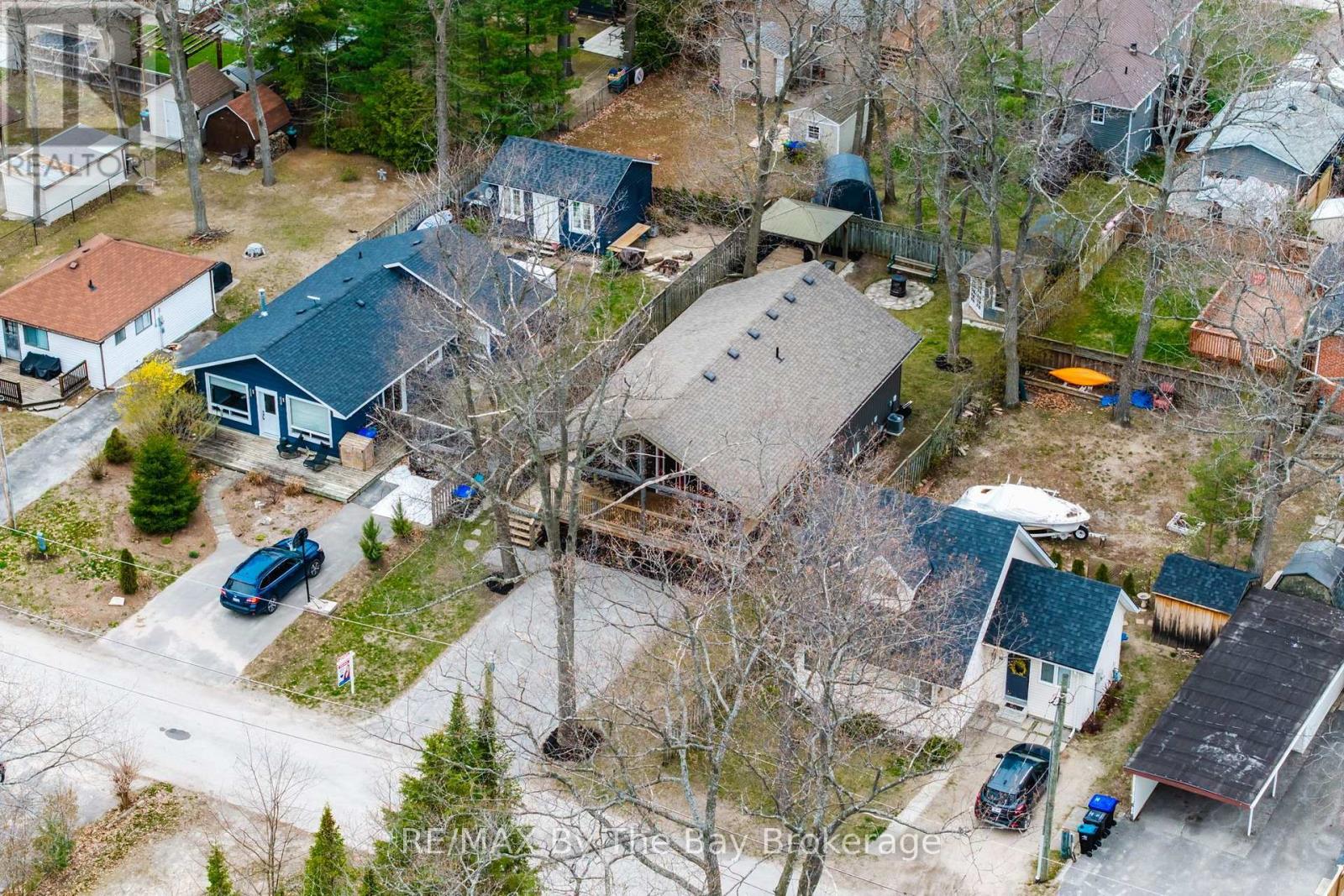 12 5th Lane, Wasaga Beach, Ontario  L9Z 2E9 - Photo 42 - S13668304