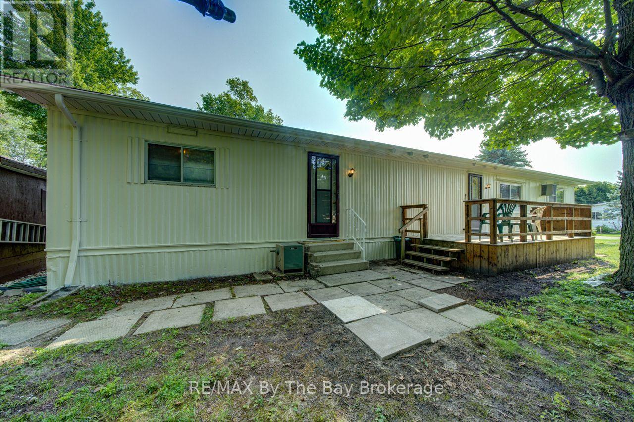 55 Georgian Glen Drive, Wasaga Beach, Ontario  L9Z 1K7 - Photo 24 - S13668444