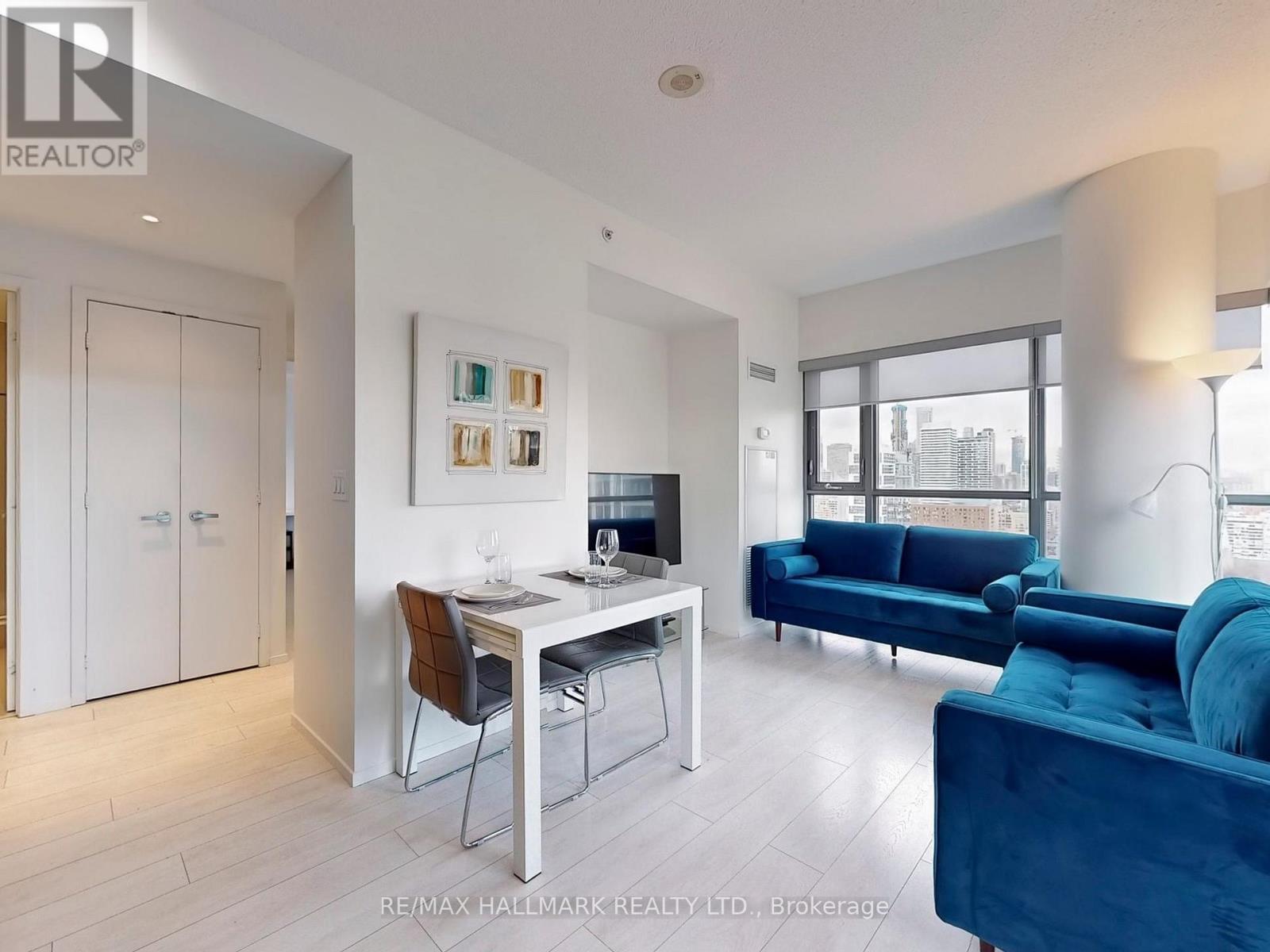 2906 - 159 Dundas Street E, Toronto, Ontario  M5B 0A9 - Photo 3 - C13668298