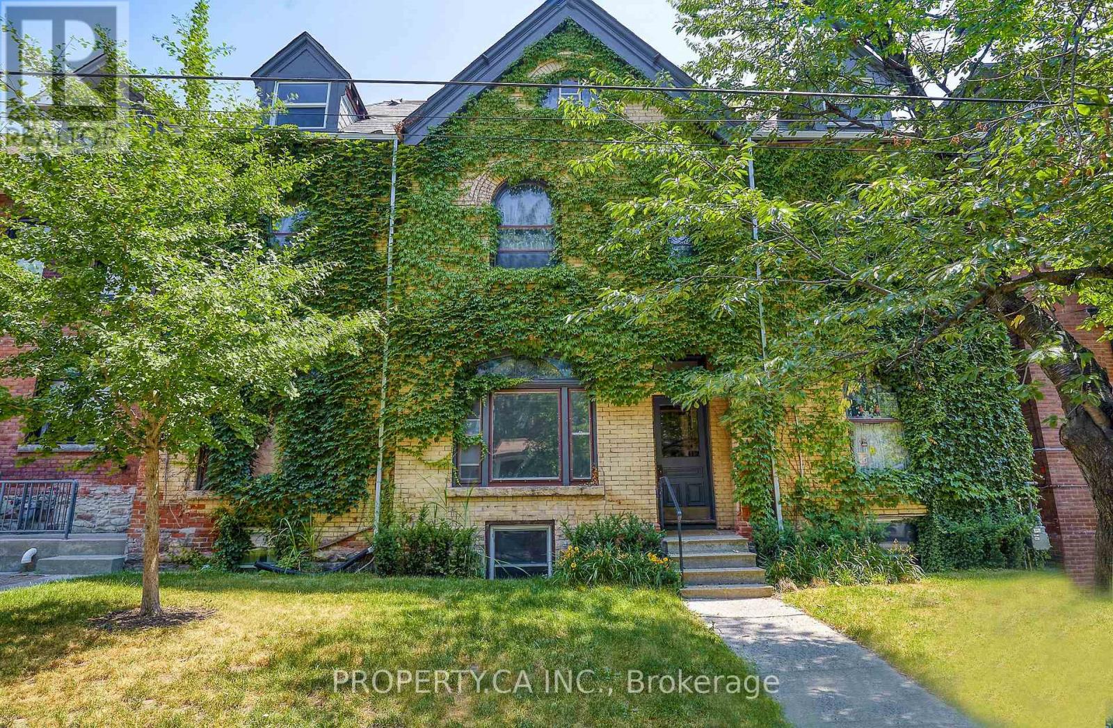 345 Gladstone Avenue, Toronto, Ontario  M6H 3H5 - Photo 1 - C13668332