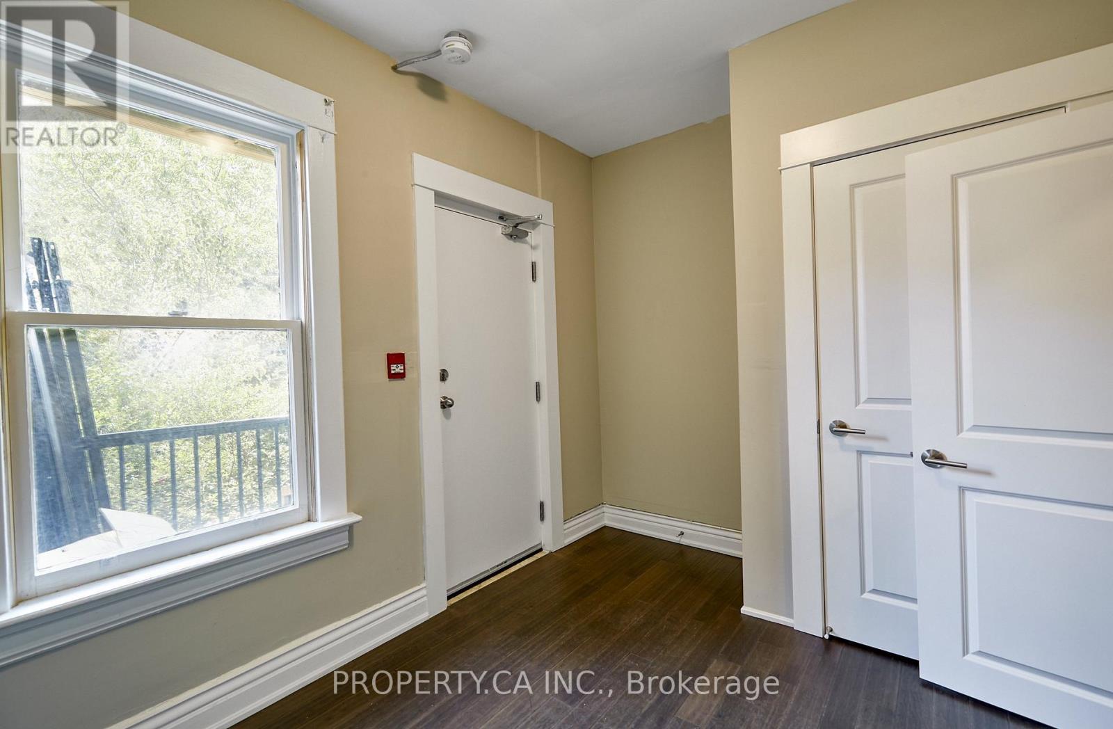 345 Gladstone Avenue, Toronto, Ontario  M6H 3H5 - Photo 15 - C13668332