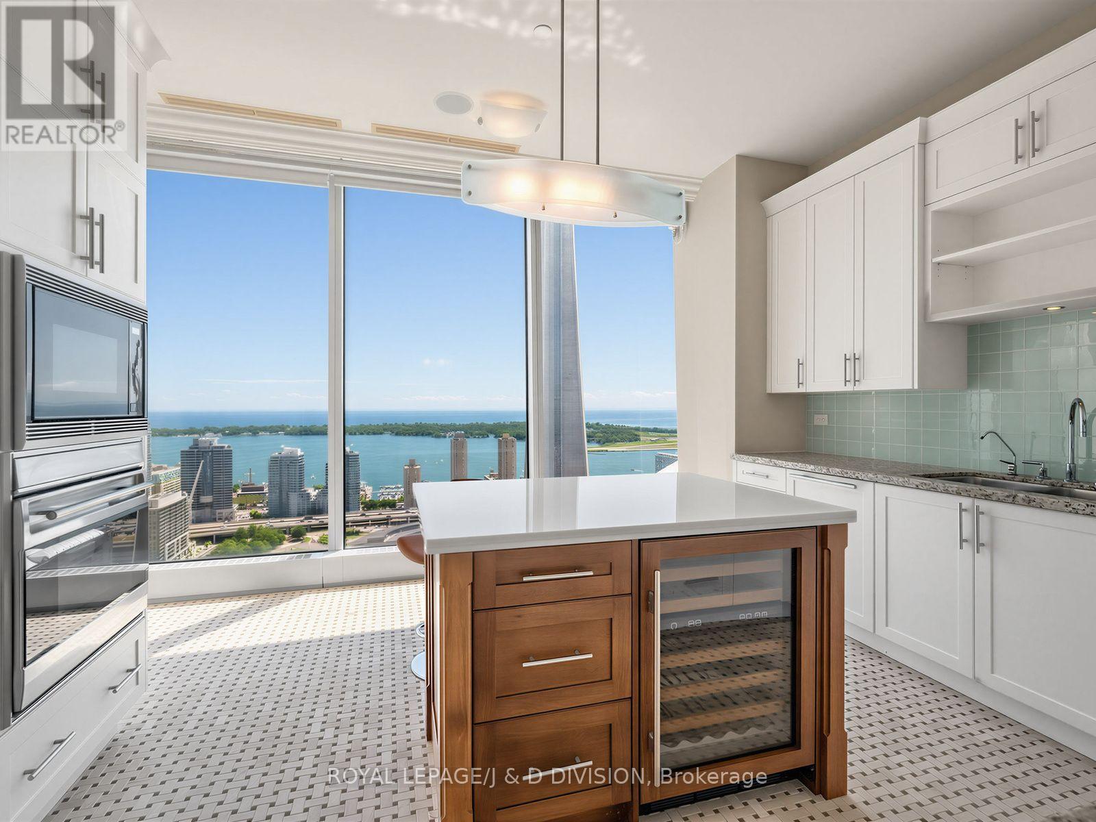 3405 - 183 Wellington Street W, Toronto, Ontario  M5V 0A1 - Photo 10 - C13668334