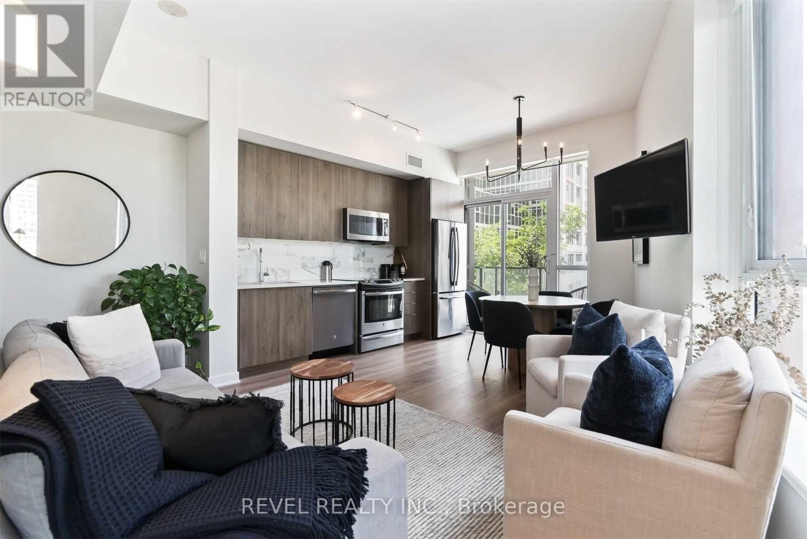 215 - 50 Bruyeres Mews, Toronto, Ontario  M5V 0H8 - Photo 7 - C13668402