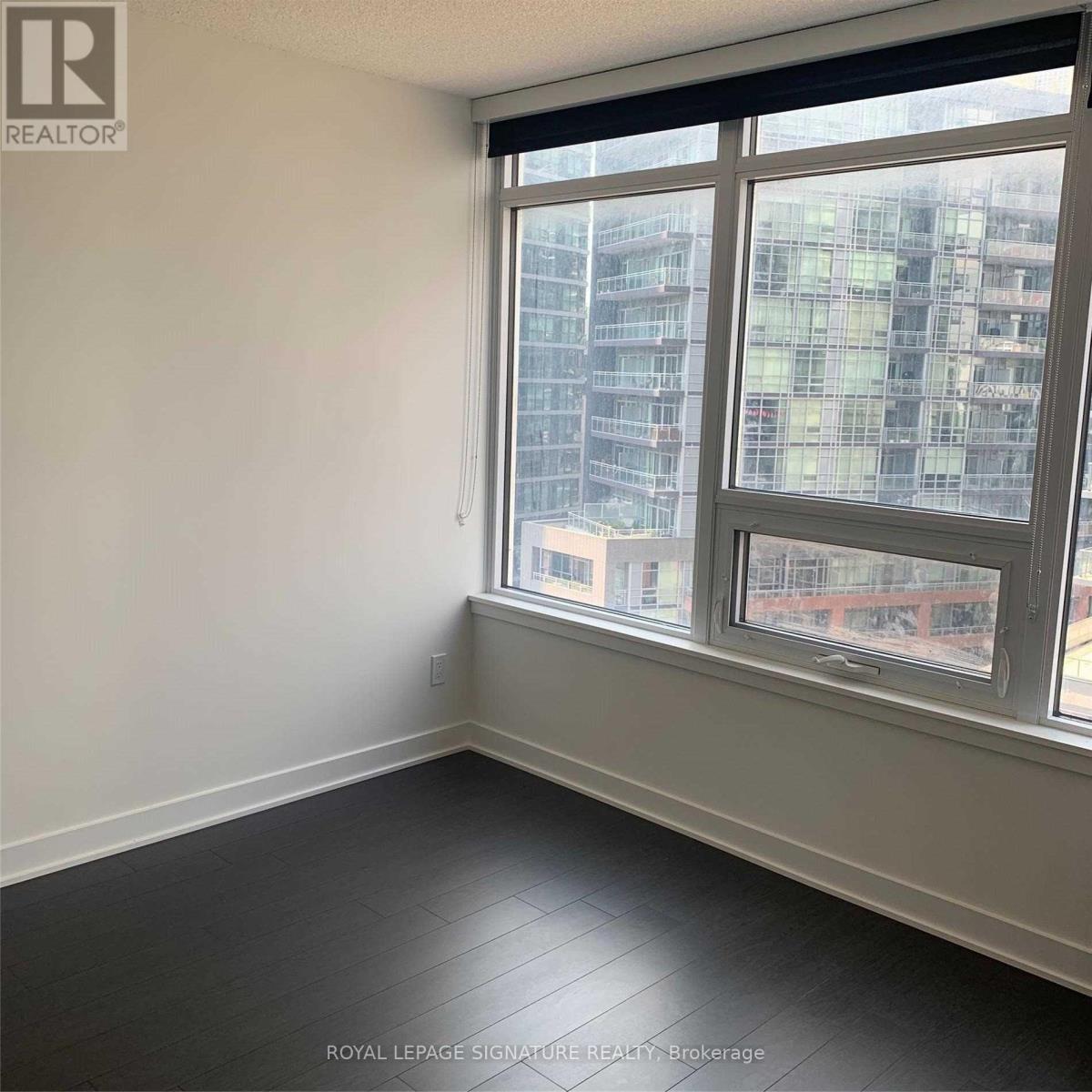 1003 - 19 Bathurst Street, Toronto, Ontario  M5V 0N2 - Photo 4 - C13668458