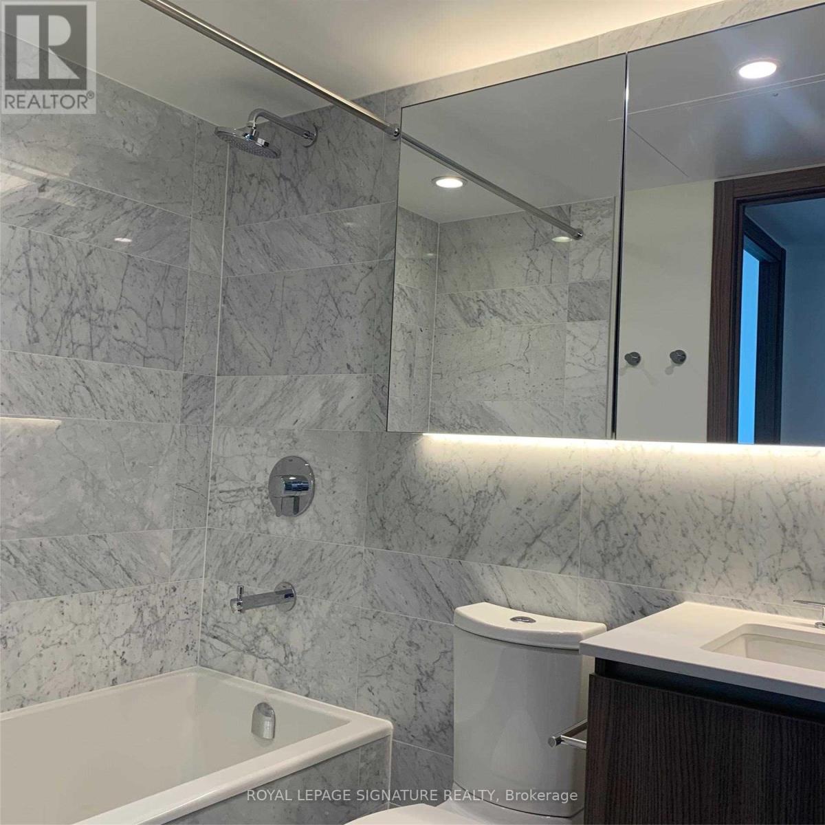 1003 - 19 Bathurst Street, Toronto, Ontario  M5V 0N2 - Photo 6 - C13668458