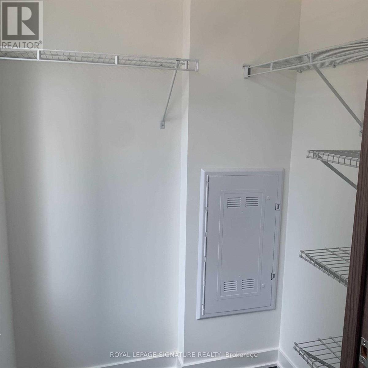 1003 - 19 Bathurst Street, Toronto, Ontario  M5V 0N2 - Photo 7 - C13668458
