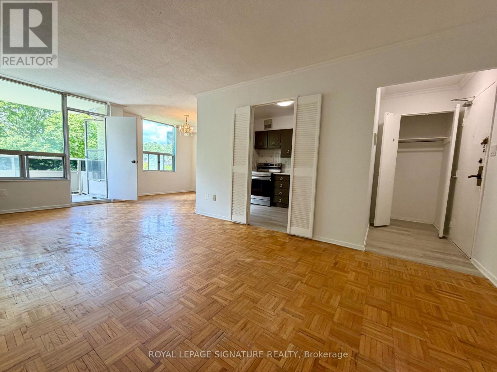409 - 20 Edgecliff Golfway, Toronto, Ontario  M3C 3A4 - Photo 3 - C13668480