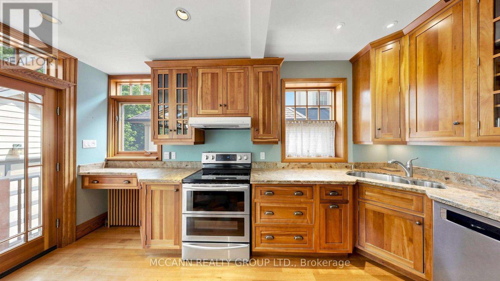 252 Sheldrake Boulevard, Toronto, Ontario  M4P 2B6 - Photo 16 - C13668508